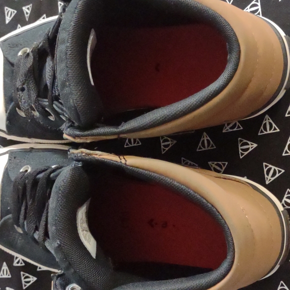 Size 5.5 Chuck Taylor Converse All-Star - Picture 5 of 6